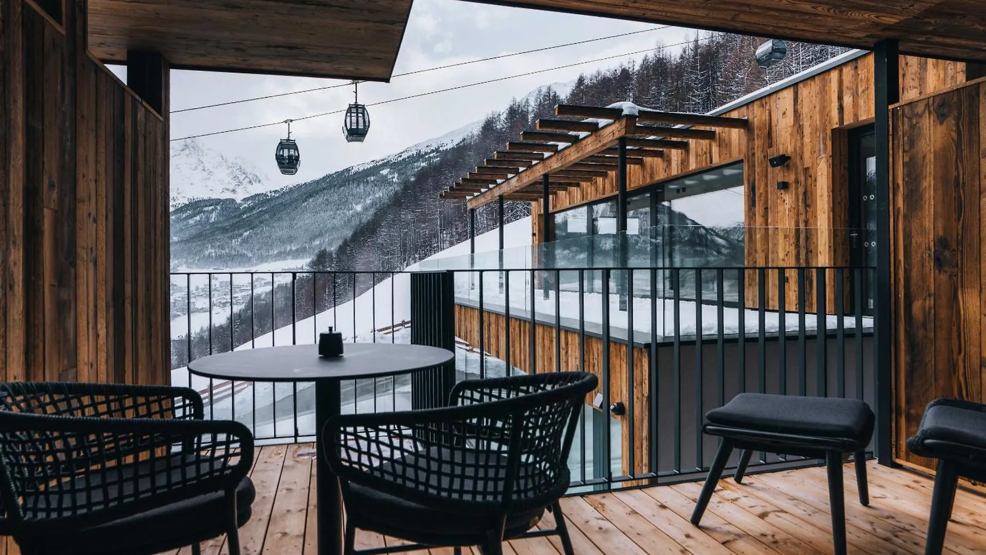 Gruenwald Resort Soelden 3*, Solden