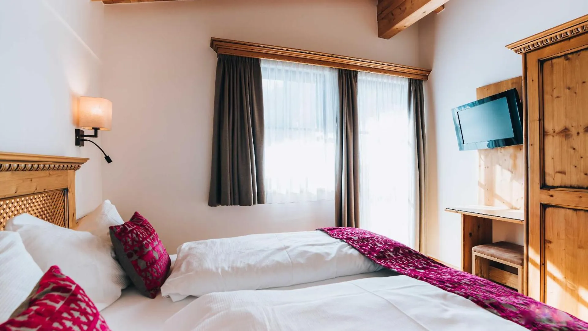 Aparthotel Gruenwald Resort Soelden